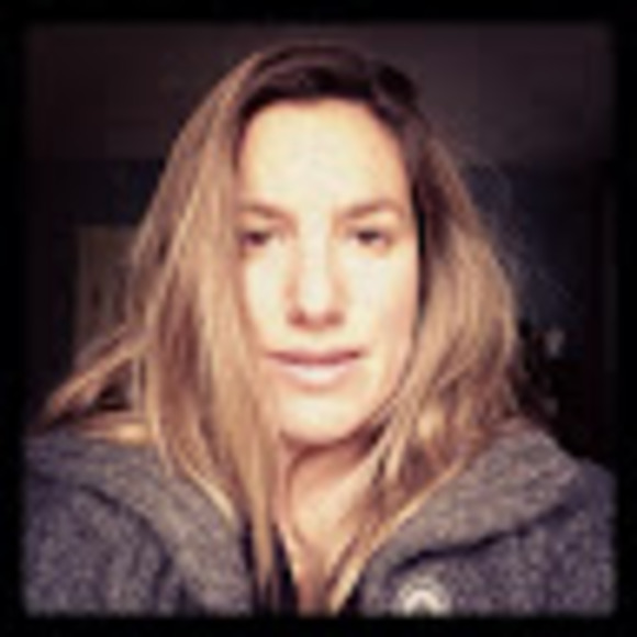 Meet your Posher, Sarah - Picture 1 of 1